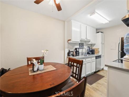 1030 W Macarthur 95 Boulevard, Santa Ana, CA