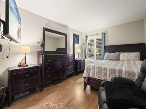 1030 W Macarthur 95 Boulevard, Santa Ana, CA