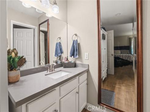 1030 W Macarthur 95 Boulevard, Santa Ana, CA