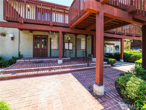 1030 W Macarthur 95 Boulevard, Santa Ana, CA