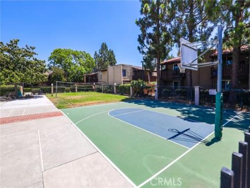 1030 W Macarthur 95 Boulevard, Santa Ana, CA