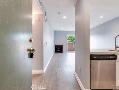 450 E 4th  , Santa Ana, CA