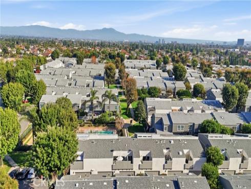 2911 S Fairview C Street, Santa Ana, CA