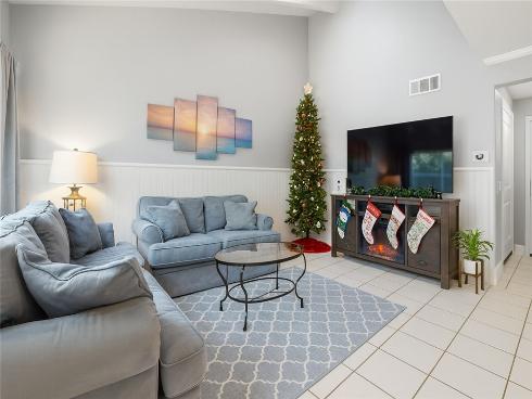 2911 S Fairview C Street, Santa Ana, CA