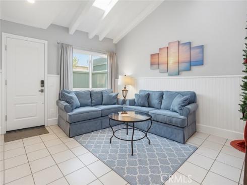 2911 S Fairview C Street, Santa Ana, CA