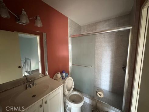 200 Carriage Dr #b , Santa Ana, CA