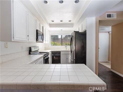 2512 N Tustin  D , Santa Ana, CA