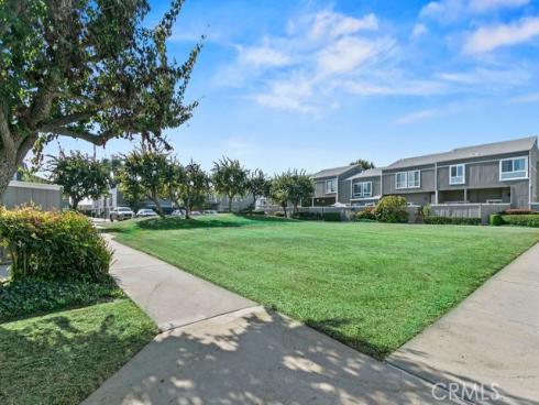 2961 S Fairview  B , Santa Ana, CA