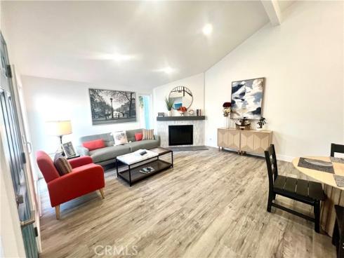 2501 W Sunflower A6 Avenue, Santa Ana, CA