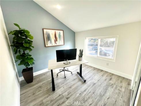 2501 W Sunflower A6 Avenue, Santa Ana, CA