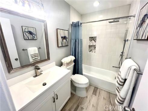 2501 W Sunflower A6 Avenue, Santa Ana, CA