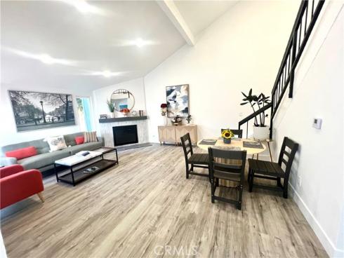 2501 W Sunflower A6 Avenue, Santa Ana, CA