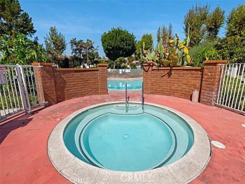 2501 W Sunflower A6 Avenue, Santa Ana, CA