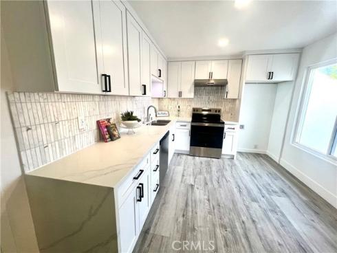 2501 W Sunflower A6 Avenue, Santa Ana, CA