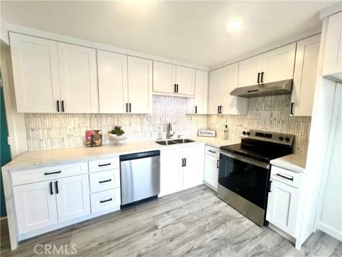 2501 W Sunflower A6 Avenue, Santa Ana, CA