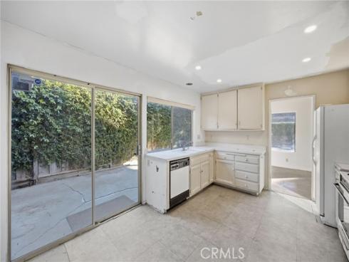 418 W Carol Avenue, Santa Ana, CA