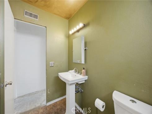 418 W Carol Avenue, Santa Ana, CA