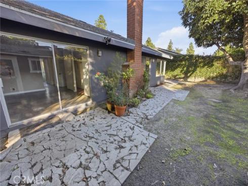 418 W Carol Avenue, Santa Ana, CA