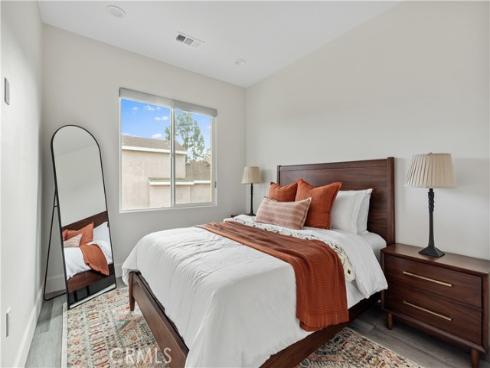 305 N Mountain View Street, Santa Ana, CA