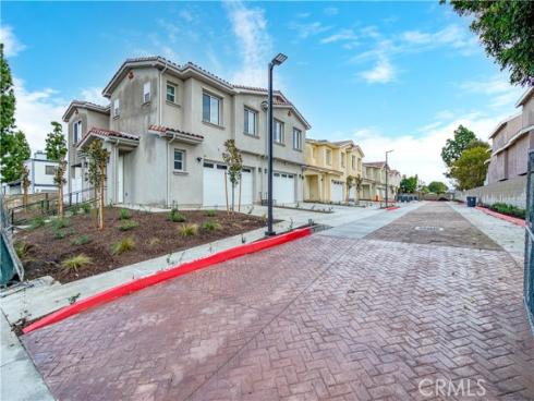 305 N Mountain View Street, Santa Ana, CA