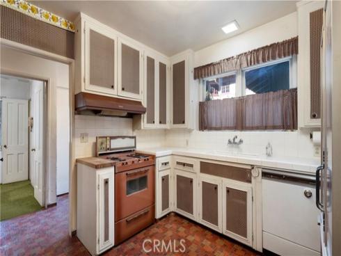 1804 N Heliotrope Drive, Santa Ana, CA