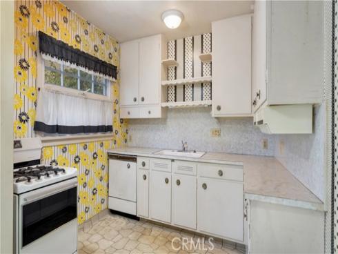 1804 N Heliotrope Drive, Santa Ana, CA