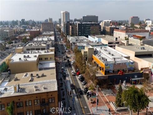 450  4th  237  Street, Santa Ana, CA