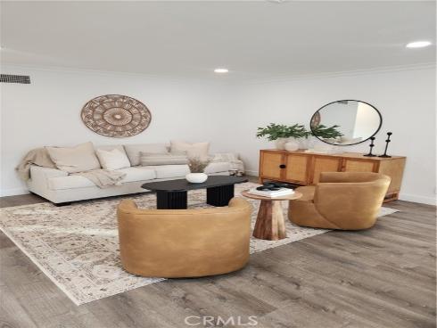 1626 E 15th St  , Santa Ana, CA