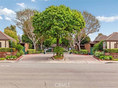 3683 S Bear J , Santa Ana, CA