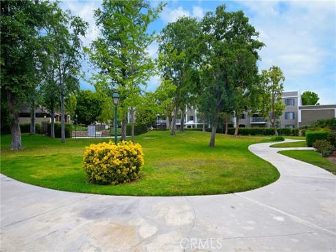 3683 S Bear J , Santa Ana, CA