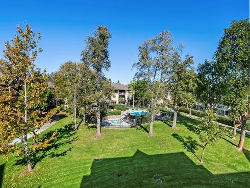 3683 S Bear J , Santa Ana, CA