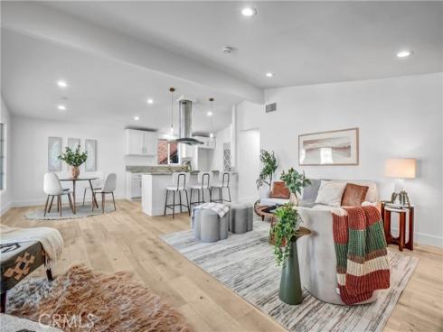 4122 W Kent , Santa Ana, CA