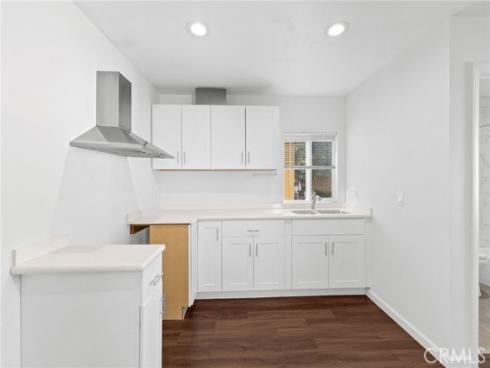 1410 S Olive , Santa Ana, CA