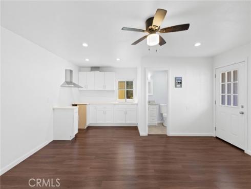 1410 S Olive , Santa Ana, CA