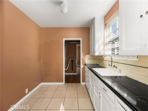 801 W 17th Street , Santa Ana, CA