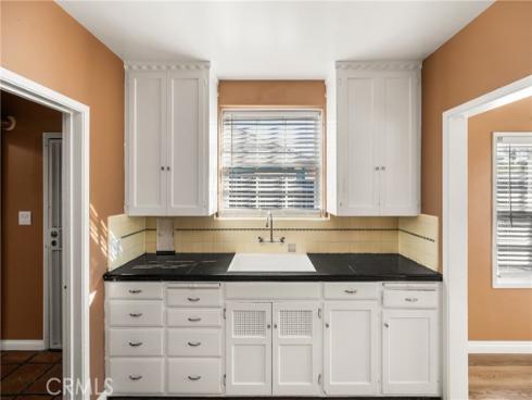 801 W 17th Street , Santa Ana, CA