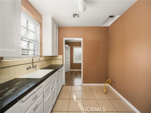 801 W 17th Street , Santa Ana, CA