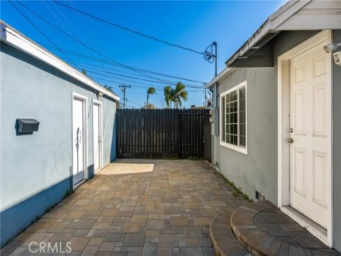 801 W 17th Street , Santa Ana, CA