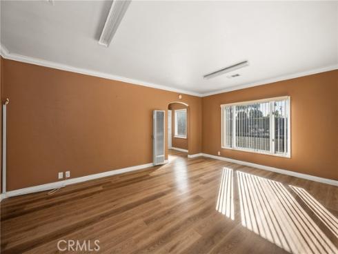 801 W 17th Street , Santa Ana, CA