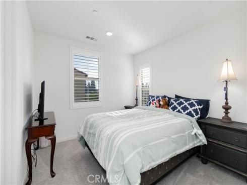 582 S Harbor Blvd , Santa Ana, CA