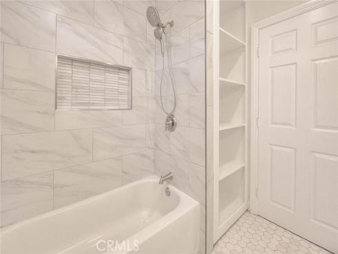 1026 W Pine  , Santa Ana, CA