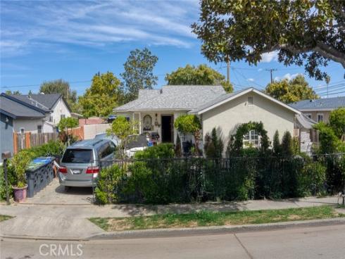 2005 W 11th  , Santa Ana, CA