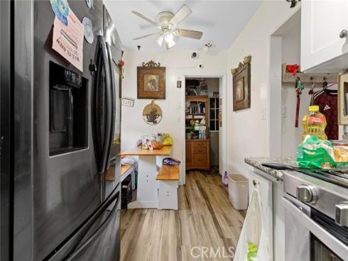 2005 W 11th  , Santa Ana, CA