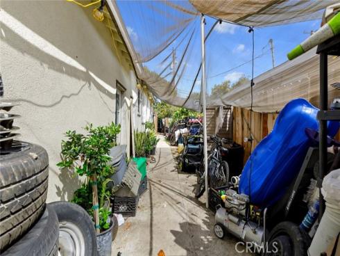 2005 W 11th  , Santa Ana, CA