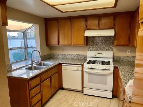 3100 Jeannie Cmn , Santa Ana, CA