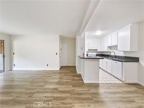 1001 W Macarthur 110 , Santa Ana, CA