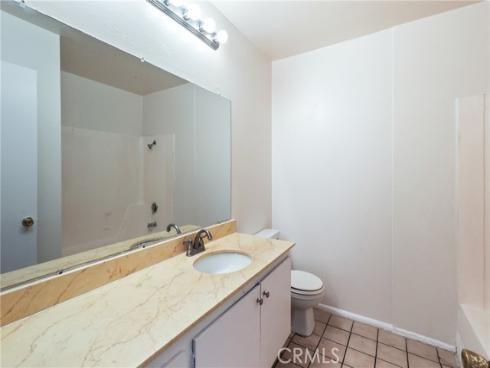 1001 W Macarthur 110 , Santa Ana, CA