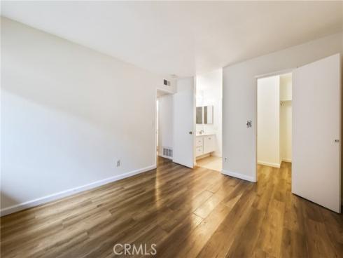 1001 W Macarthur 110 , Santa Ana, CA