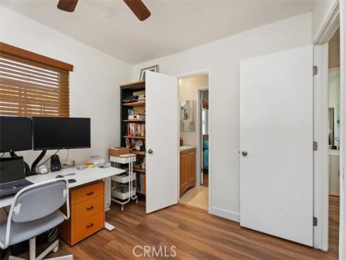 4529 W Flight Avenue , Santa Ana, CA