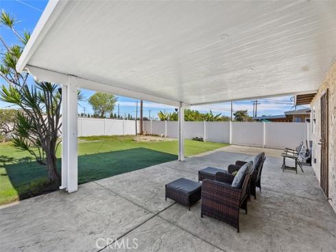 4529 W Flight Avenue , Santa Ana, CA